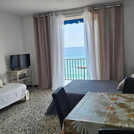 Apartmán Location T1 Pieds Dans L'eau Erbalunga (Corsica)